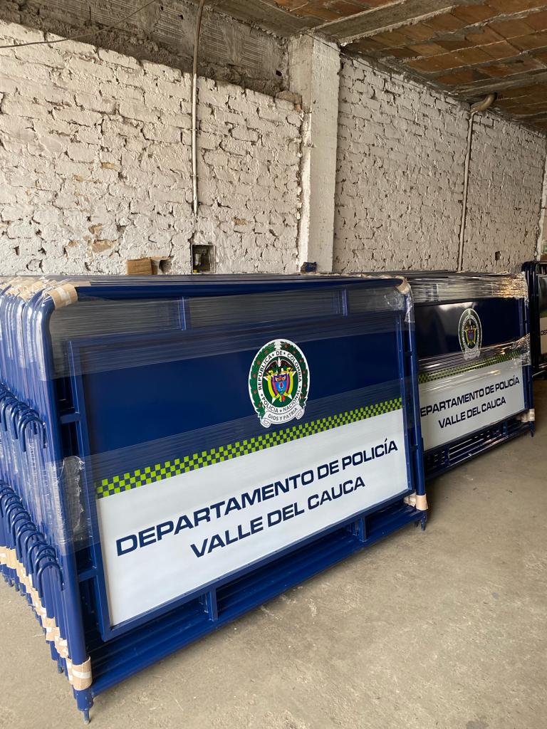 VALLAS METÁLICAS DE SEGURIDAD O CONTENCIÓN DE PÚBLICO NORMA TÉCNICA ET-PN-GRUCA-DIRAF-190-A2_(1)